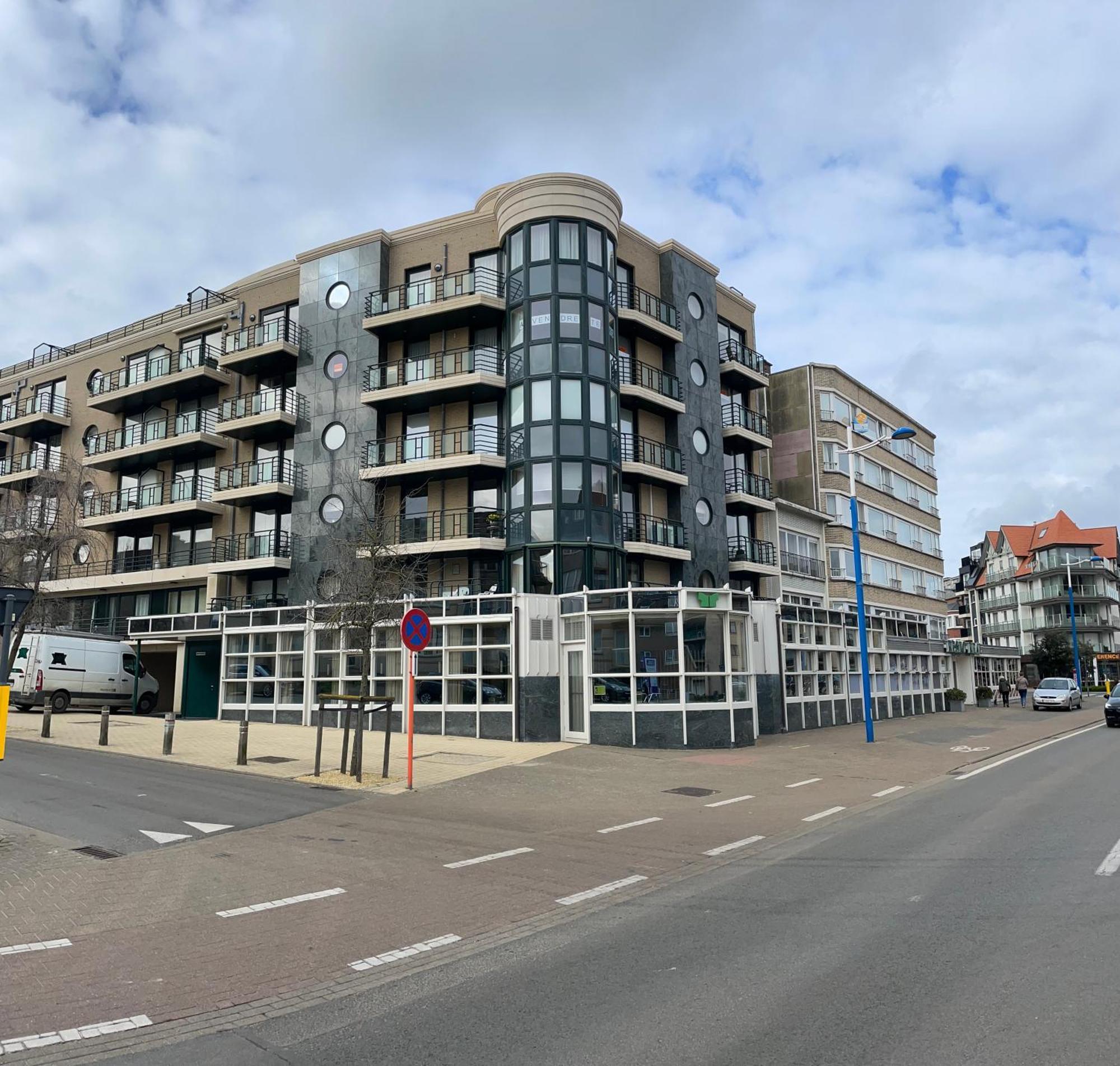 Appartement Appt Pablo Met Prive-Garage, Vlakbij Zee, In Koksijde-Bad Extérieur photo