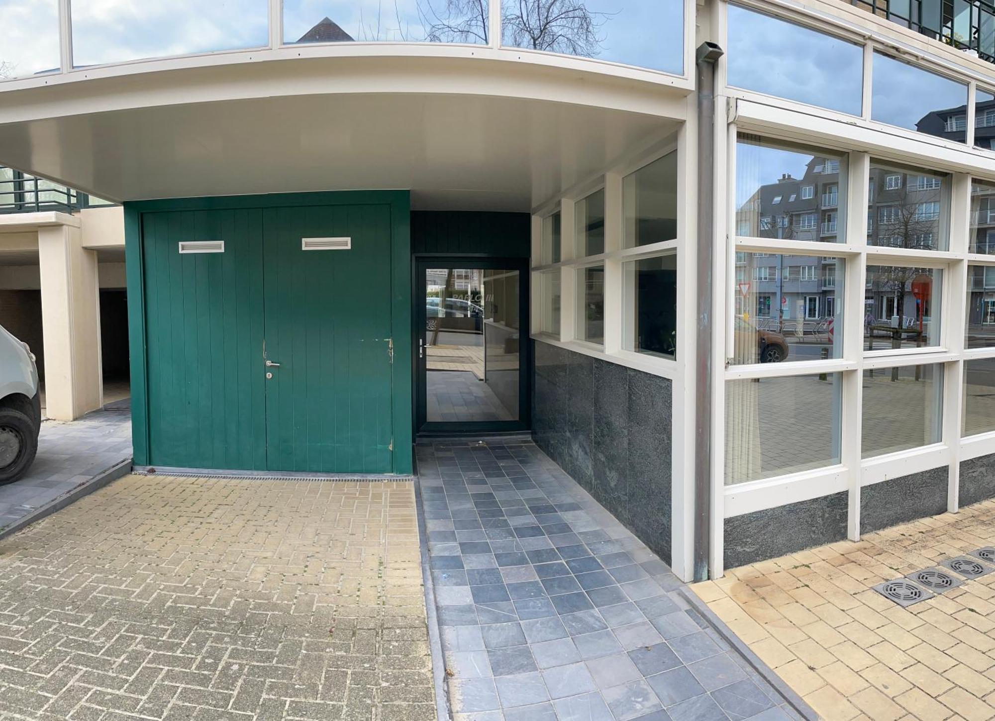 Appartement Appt Pablo Met Prive-Garage, Vlakbij Zee, In Koksijde-Bad Extérieur photo